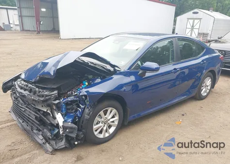 2025 Toyota Camry Le z USA, uszkodzony, nr VIN 4T1DAACK1SU051791